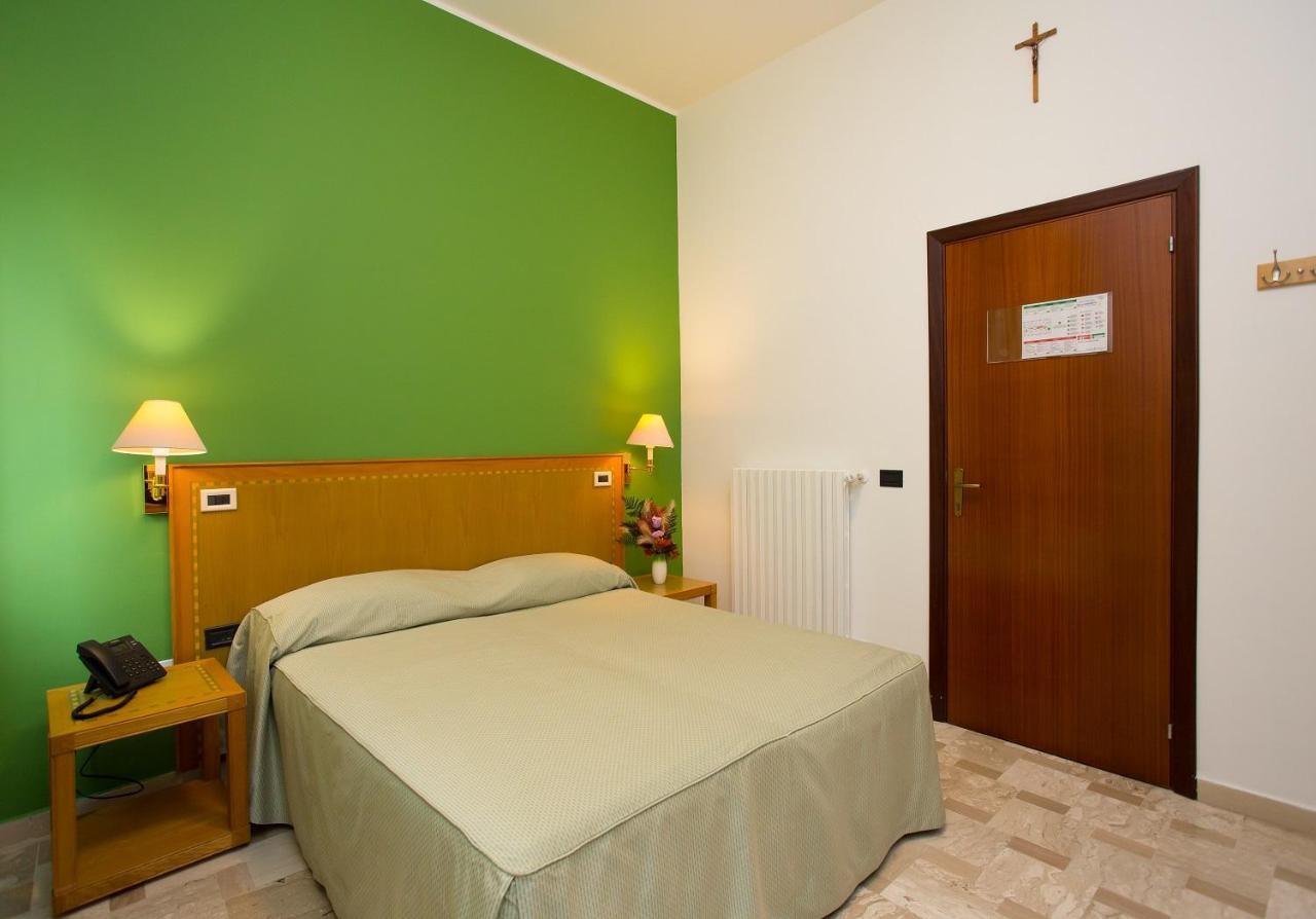 Villa Nazareth Фермо Экстерьер фото